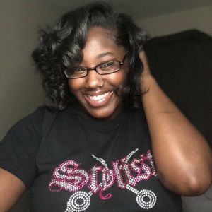 Meet your Posher, Jessica